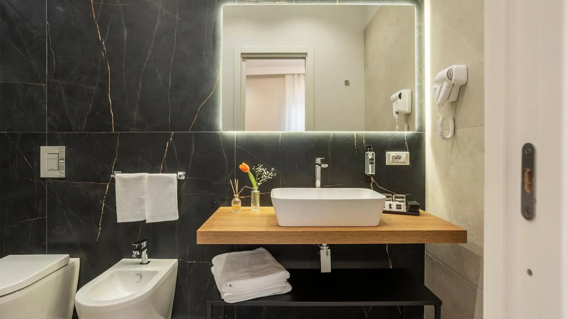 Julia'S Boutique Rooms Palermo Gæstehus