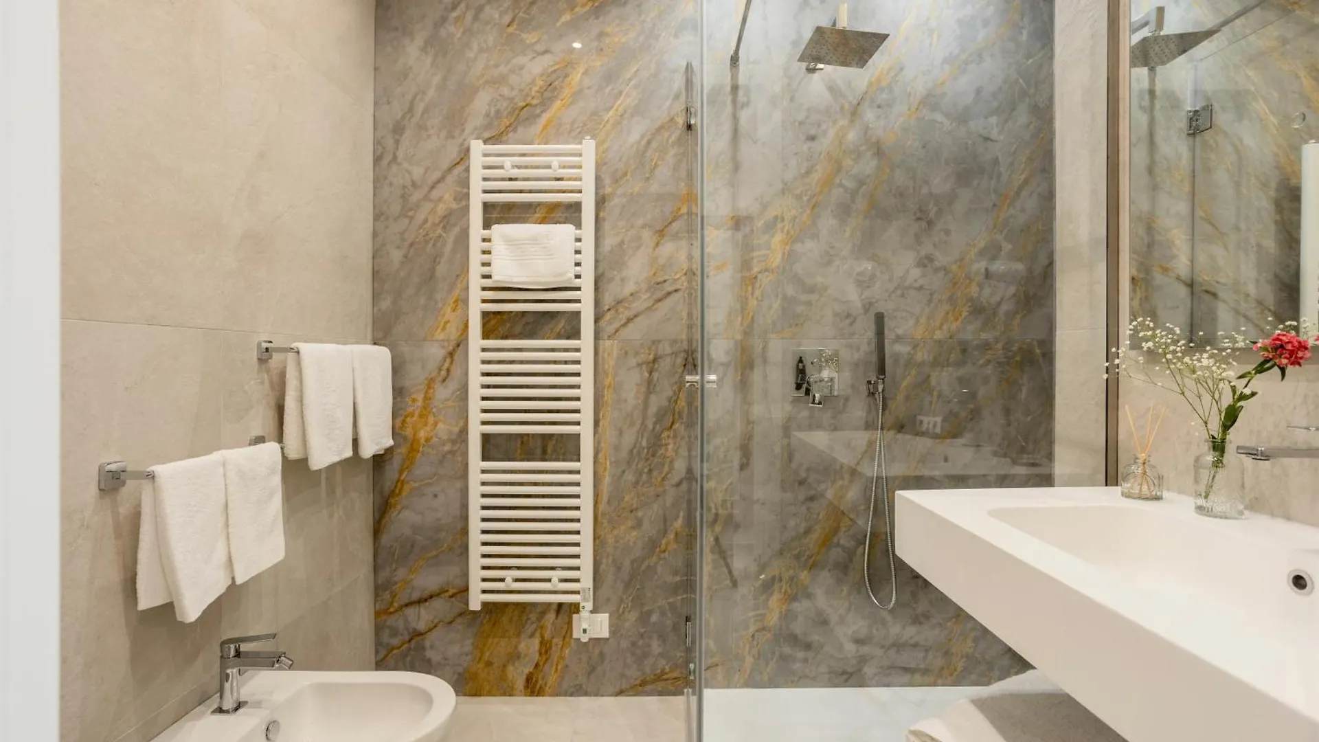 Julia'S Boutique Rooms Palermo