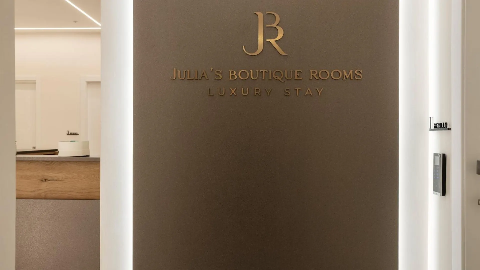 Pensionat Julia'S Boutique Rooms Palermo