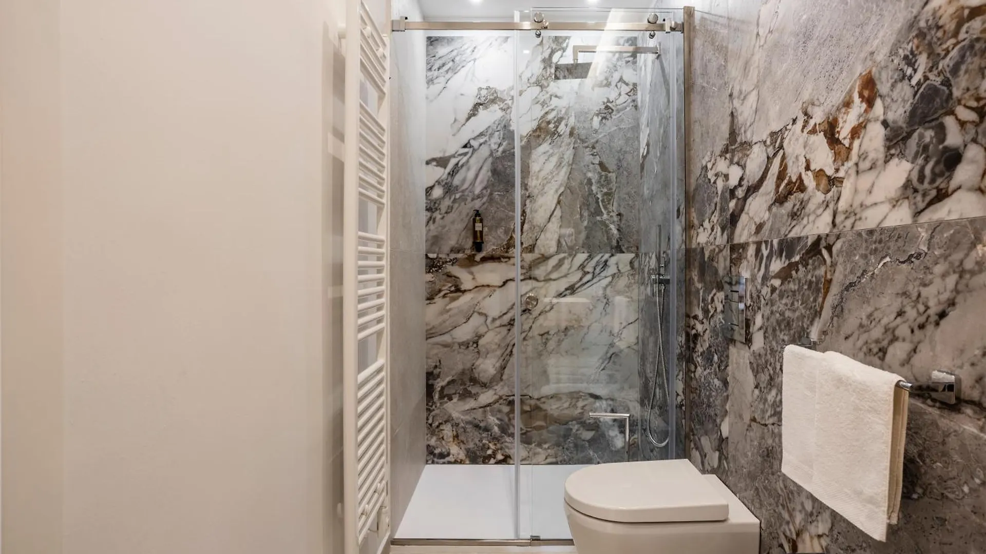 Julia'S Boutique Rooms Palermo Pensionat