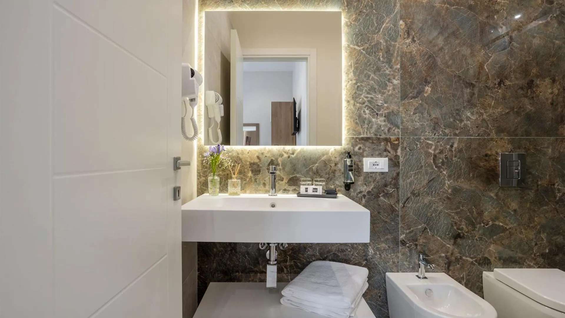 Julia'S Boutique Rooms Palermo
