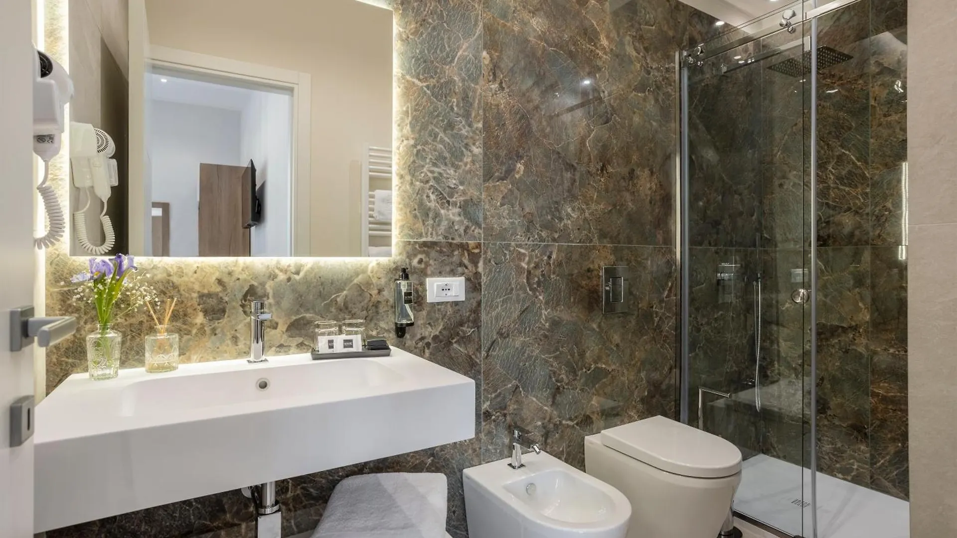 Julia'S Boutique Rooms Palermo 0*,  Italien