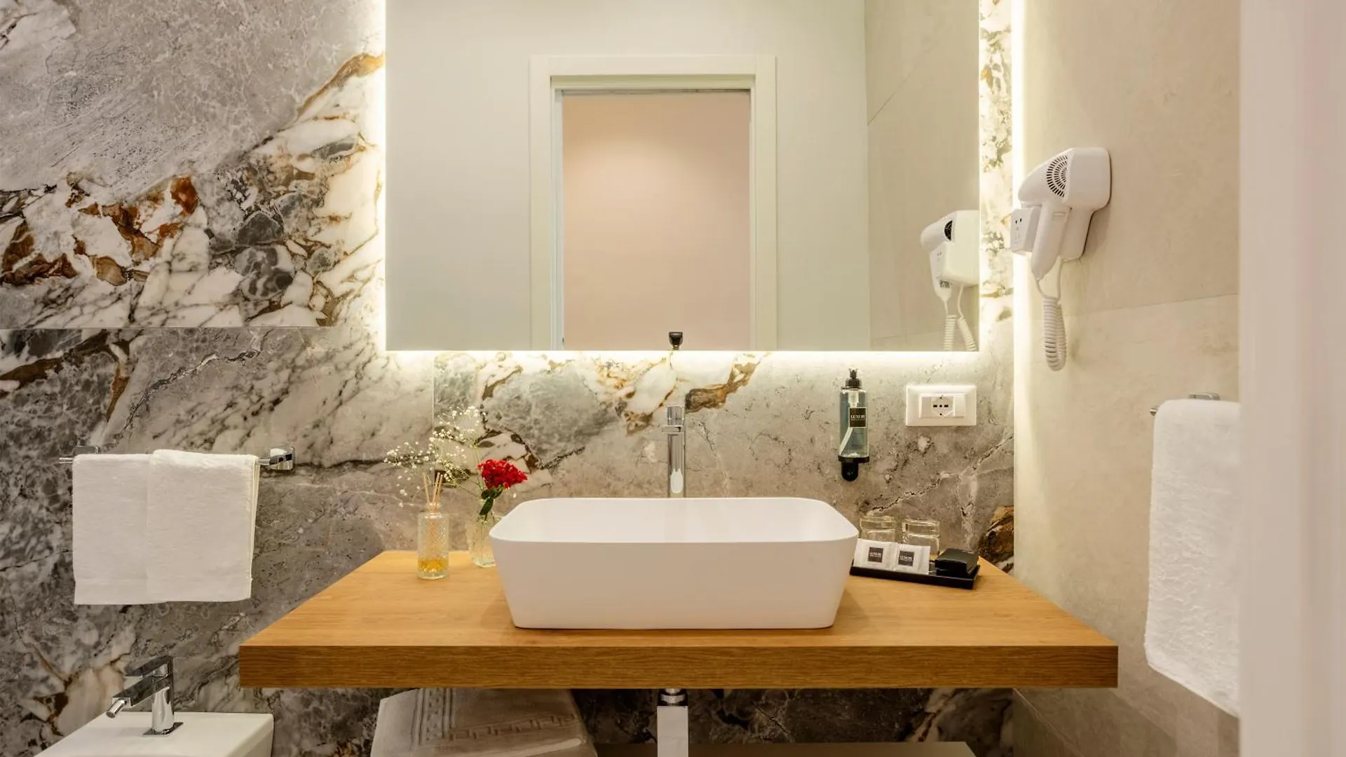 Pensionat Julia'S Boutique Rooms Palermo